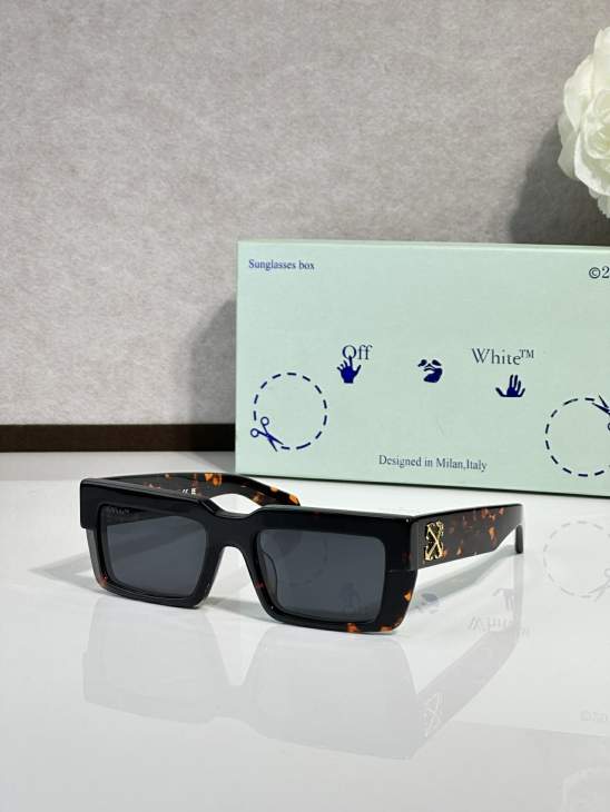 Picture of Off White Sunglasses _SKUfw77098228fw